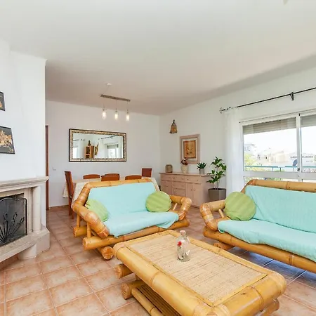 Feia-traia Vestfuse Guest house *