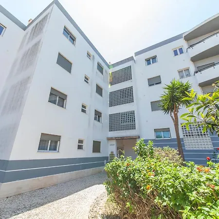 Feia-traia Vestfuse Guest house Lagos